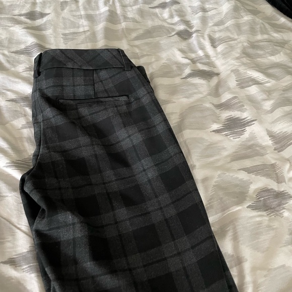 Express Pants - Picture 5 of 6